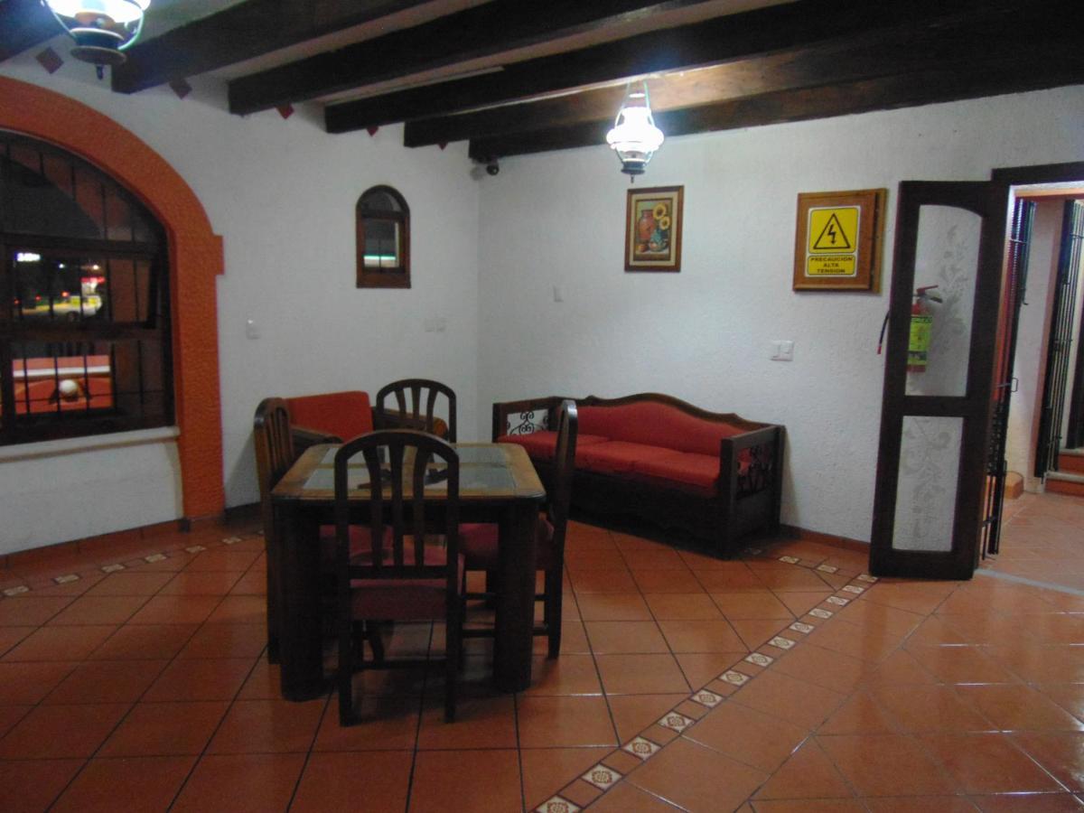 ホテル La Casa De La Abuela San Cristóbal de Las Casas エクステリア 写真